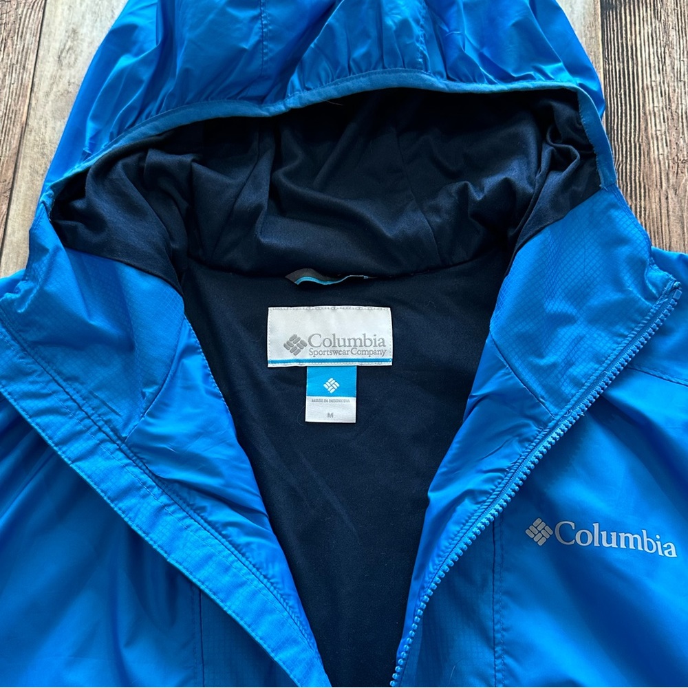 Columbia Men’s full zip raincoat